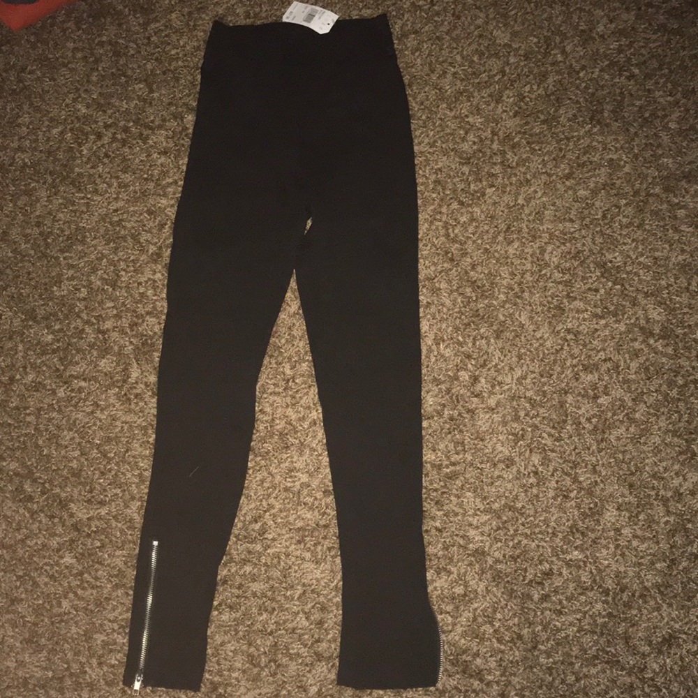 New with tags black stretch pants